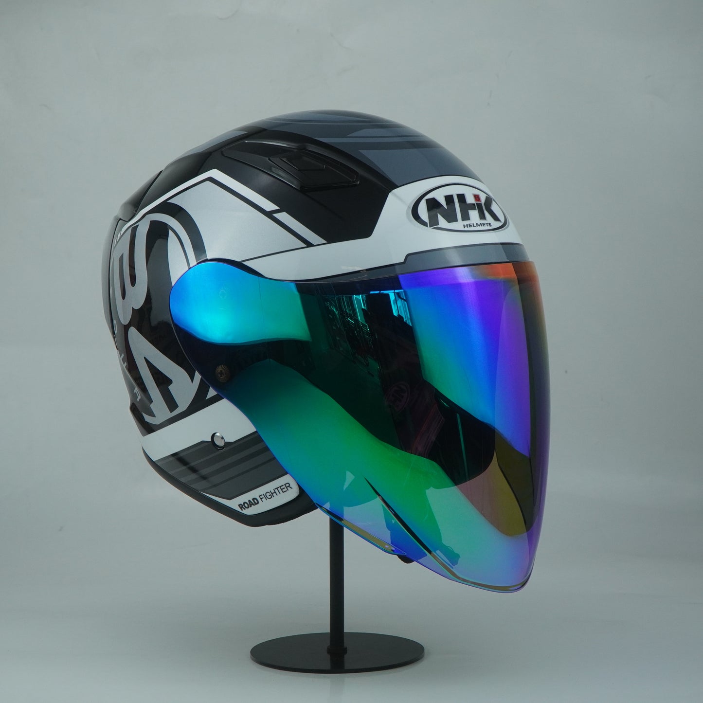 NHK Helmet S1GP S B-Four (Black/Silver Gray Glossy)