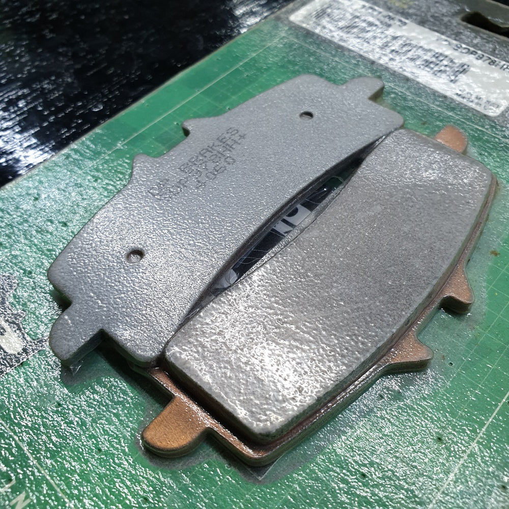 DP Brake Pads for CBR1000, H2, H2R, Z1000, ZX-10R/10RR, GSX-R1000, S1000, Hayabusa, 848, Panigale, Diavel Monster