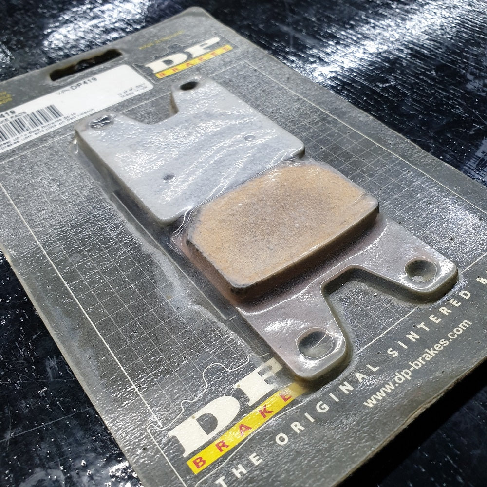 DP Brake Pads for Yamaha YZF-R7 99-01, YZF-R1 98-01