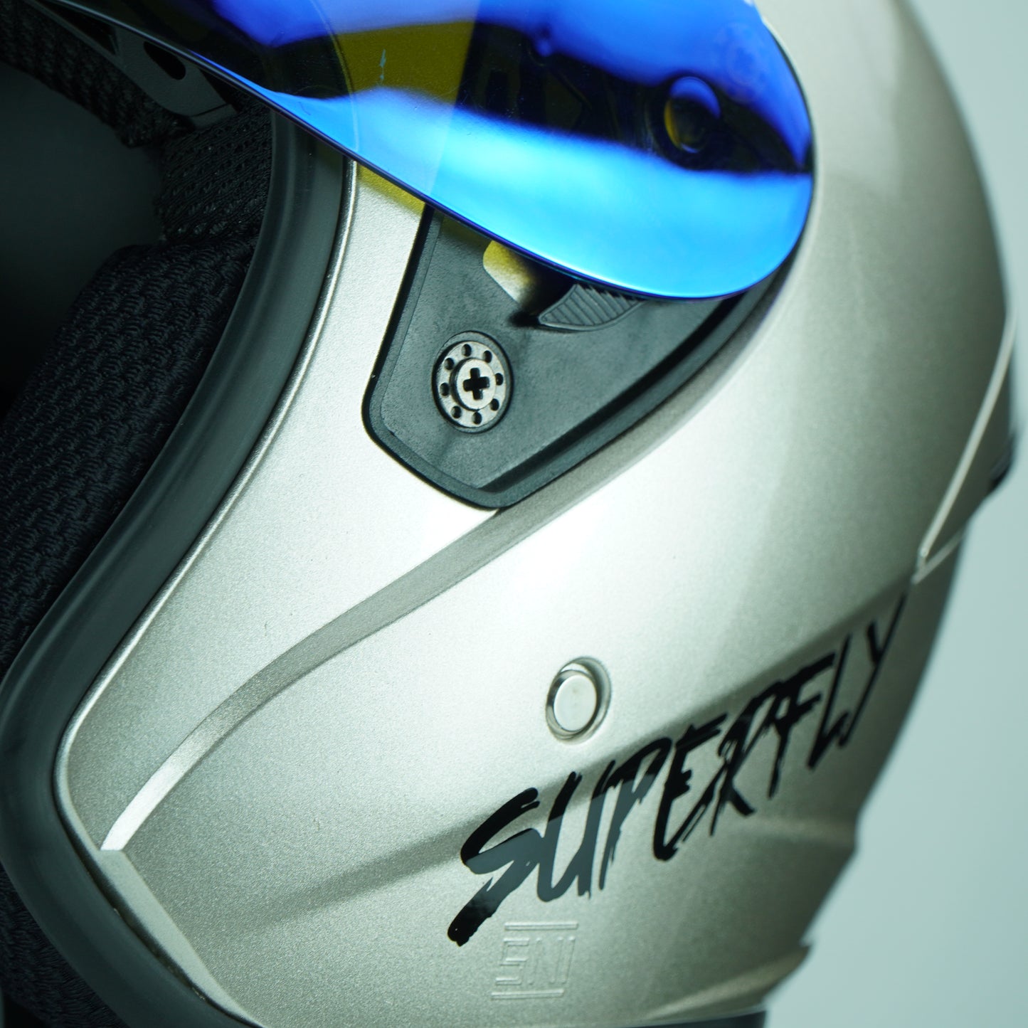 NHK Helmet R1S Solid (Beige Metallic)