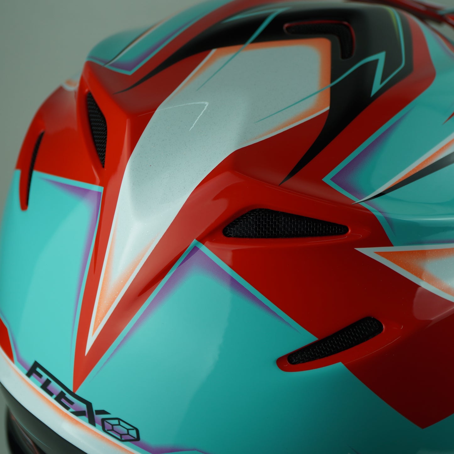 Bell Helmet Moto-9S Flex (Tagger Edge White)