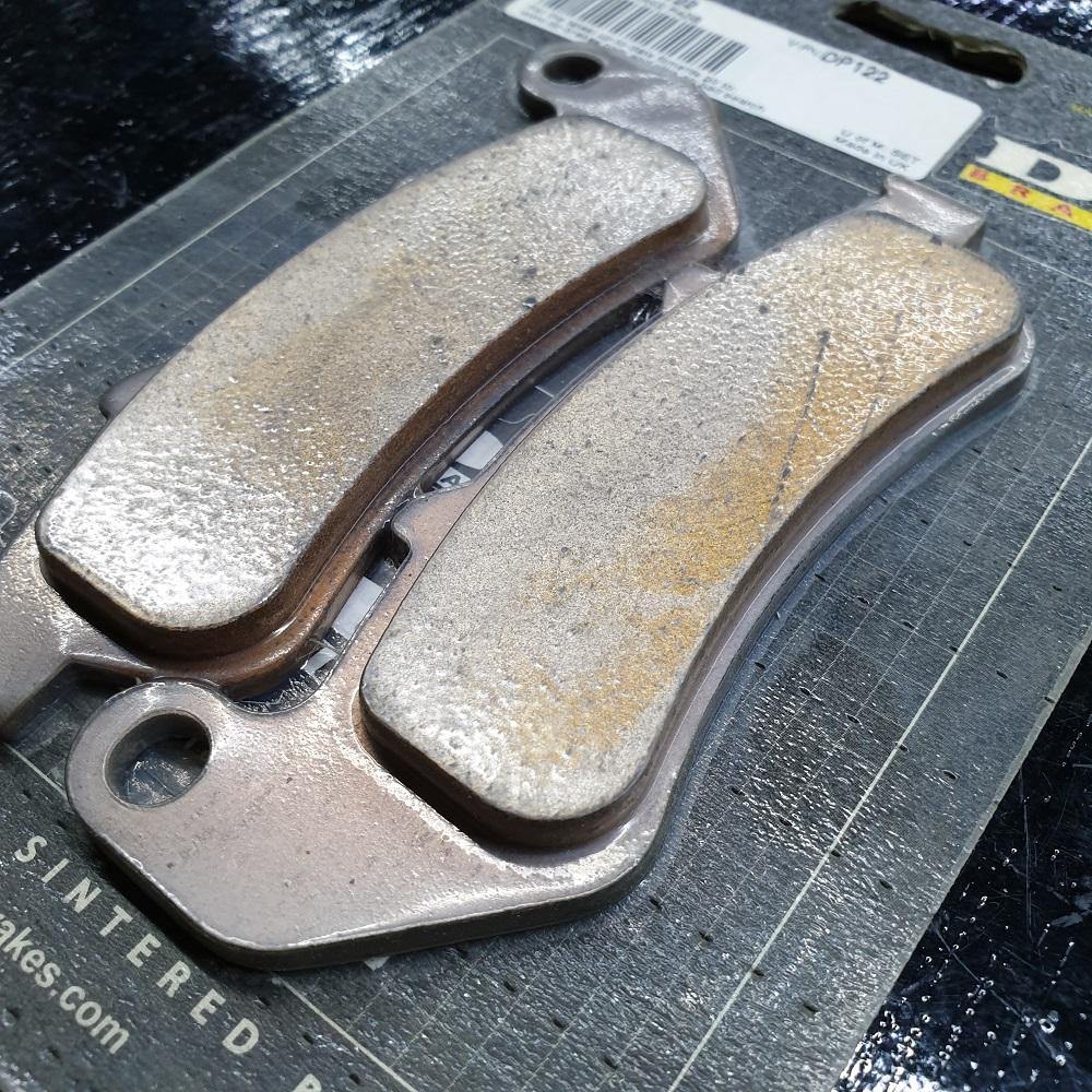 DP Brake Pads for Honda CBR1000F 93-99 - Durian Bikers