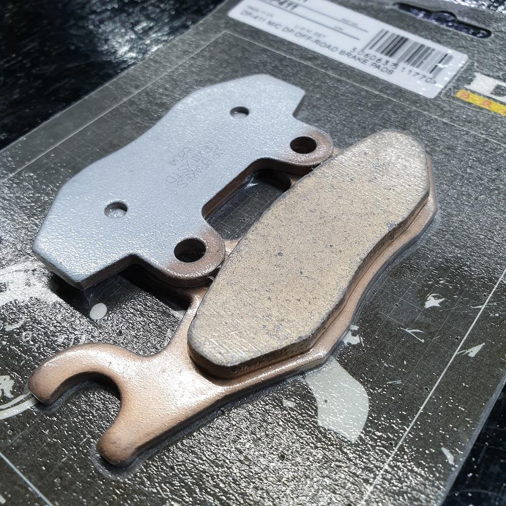 DP Brake Pads for Kawasaki H2 SX/SE, Triumph Bonneville T100, Street Twin Scrambler, Speed Triple 955, Tiger Explorer 1200 - Durian Bikers